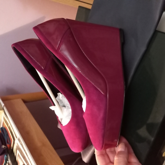 Calvin Klein Shoes Dark Pink Size 38 - Picture 2 of 7